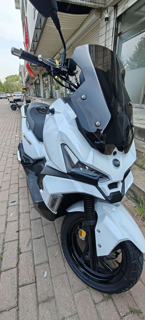 二手三阳哈士奇 Husky ADV150
