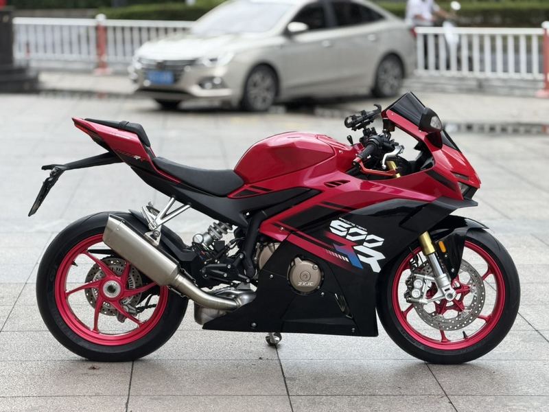 二手张雪机车500RR