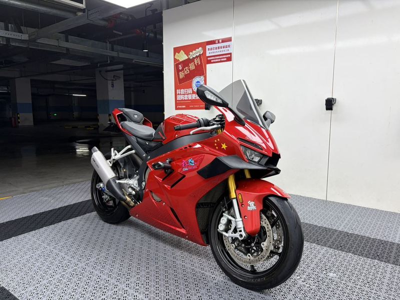 二手张雪机车820RR