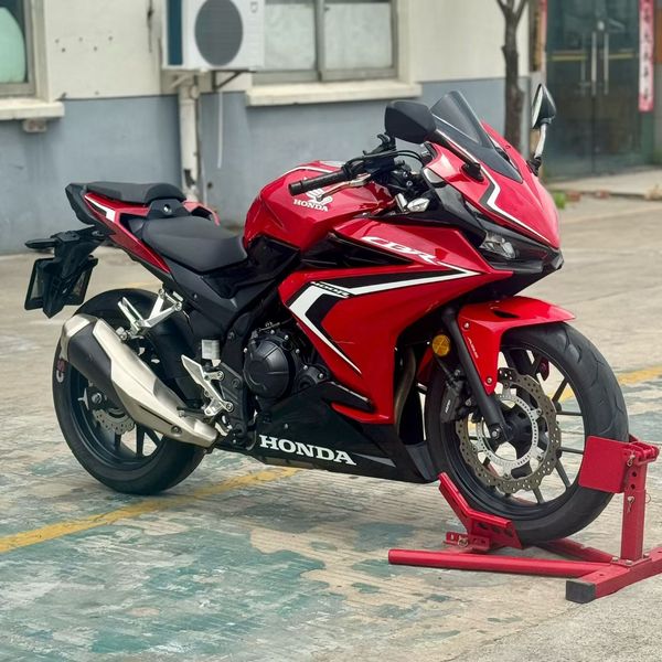 二手本田CBR400R