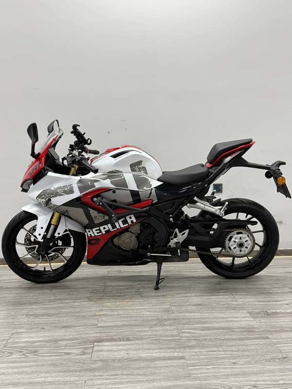 二手QJMOTOR赛250