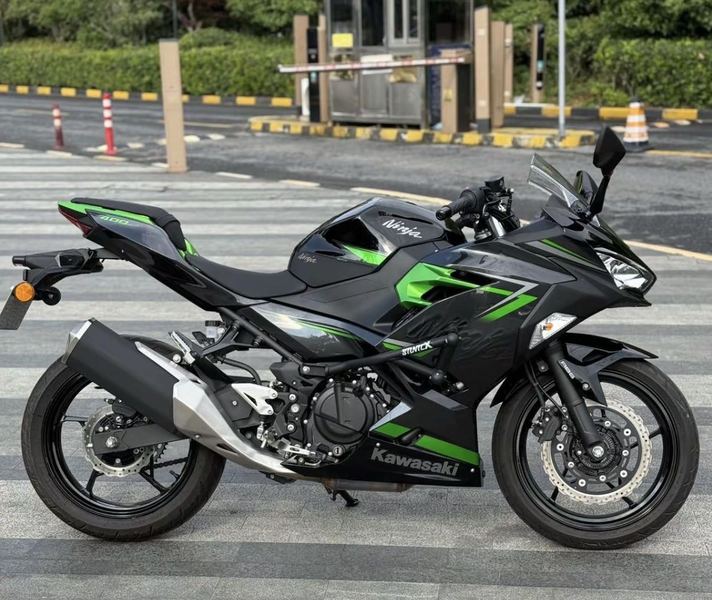 二手川崎Ninja 400