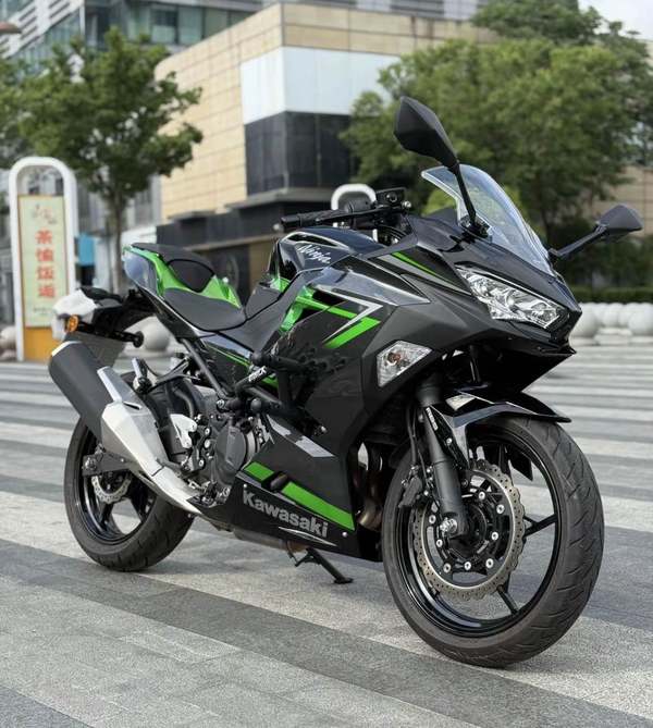 二手川崎Ninja 400