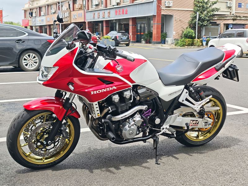 二手本田CB1300 Super Bol D'or
