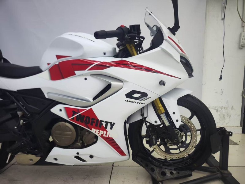二手QJMOTOR赛250