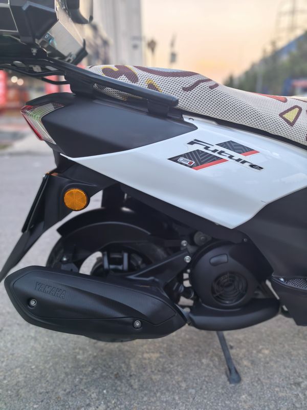 二手建设雅马哈旭鹰125