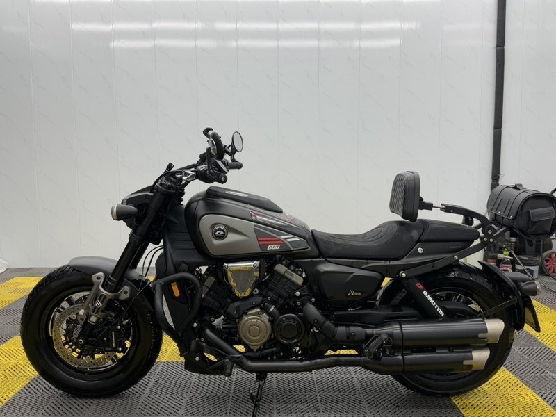 二手QJMOTOR闪600