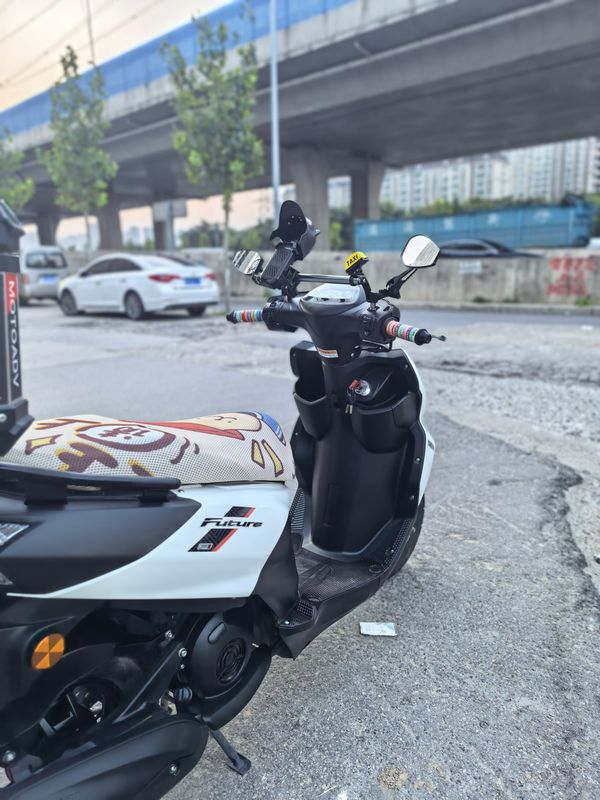 二手建设雅马哈旭鹰125
