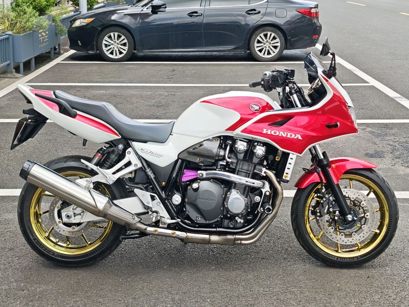 二手本田CB1300 Super Bol D'or