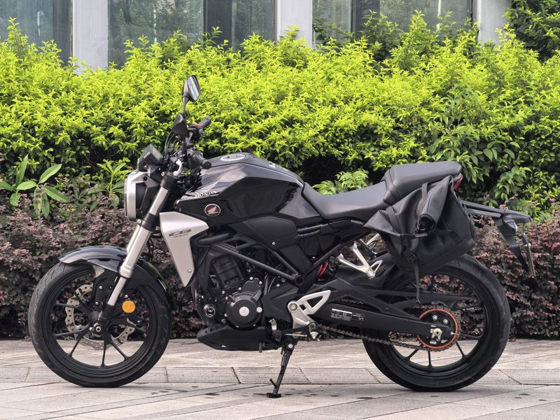 二手本田CB300R