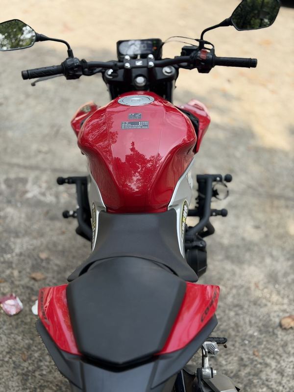 二手本田CB400F