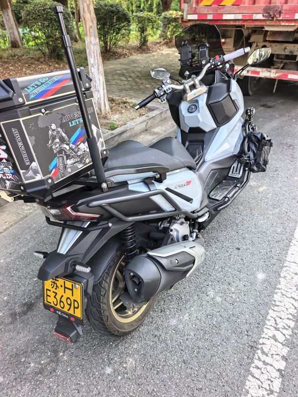 二手三阳哈士奇 Husky ADV300