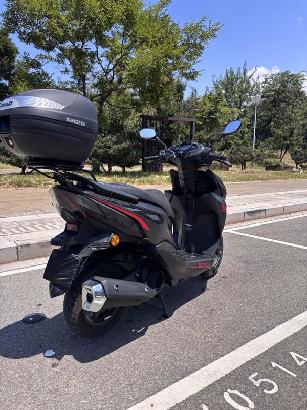 二手新大洲本田裂行 RX125Fi