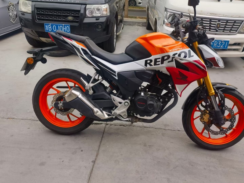 二手五羊本田CB190R 暴锋眼