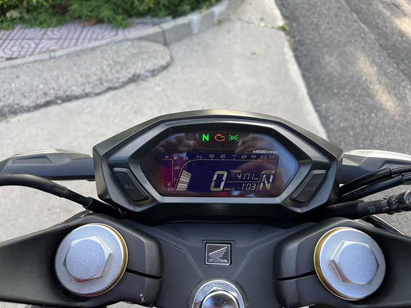 二手五羊本田CB190R 暴锋眼
