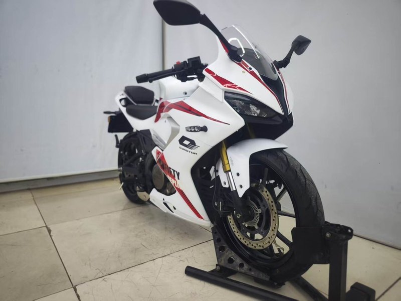 二手QJMOTOR赛250