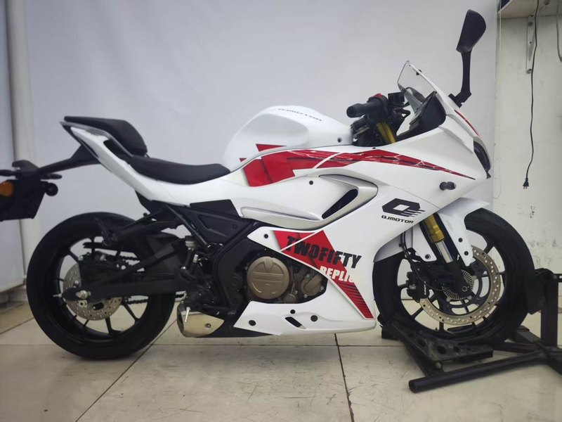二手QJMOTOR赛250