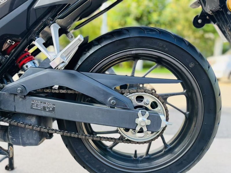 二手五羊本田CB190R 暴锋眼