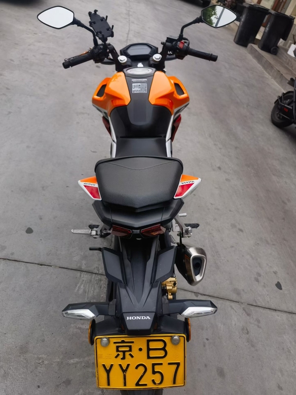 二手五羊本田CB190R 暴锋眼