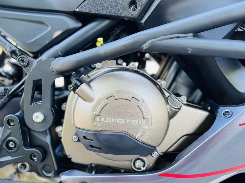 二手QJMOTOR赛400