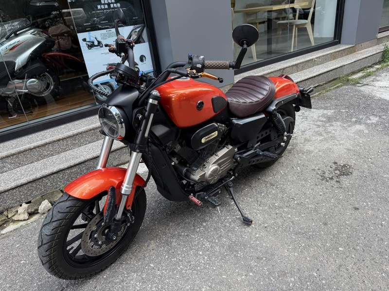 二手QJMOTOR闪300