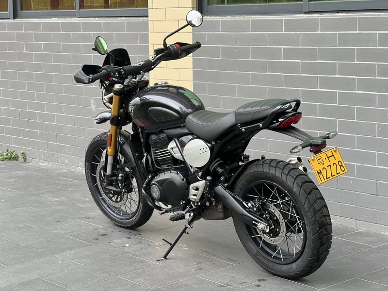 二手凯旋Scrambler 400 X
