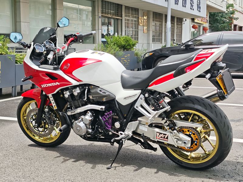 二手本田CB1300 Super Bol D'or