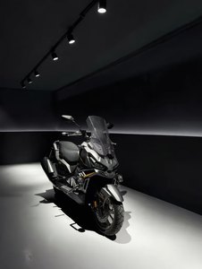 二手三阳哈士奇 Husky ADV150