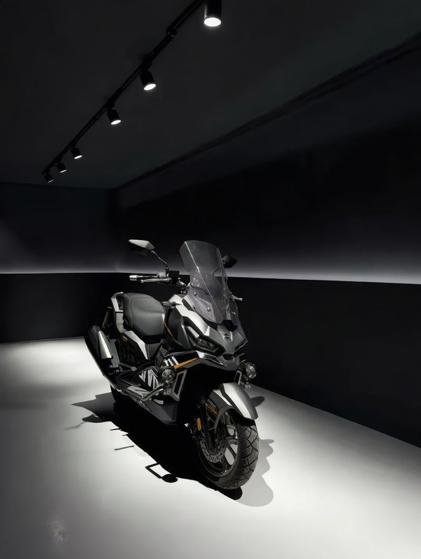 二手三阳哈士奇 Husky ADV150