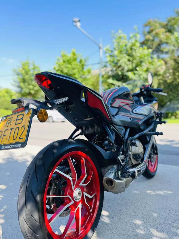 二手QJMOTOR赛400