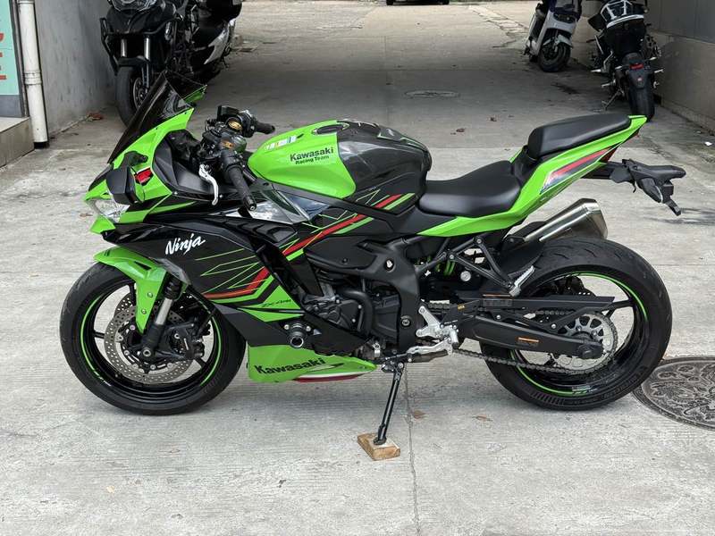 二手川崎ZX-4R