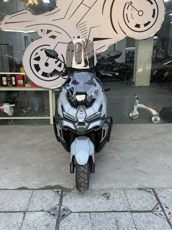 二手三阳哈士奇 Husky ADV150