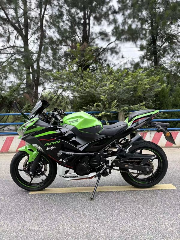二手川崎Ninja 400