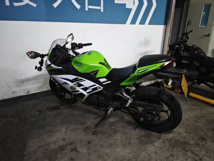 二手川崎Ninja 250