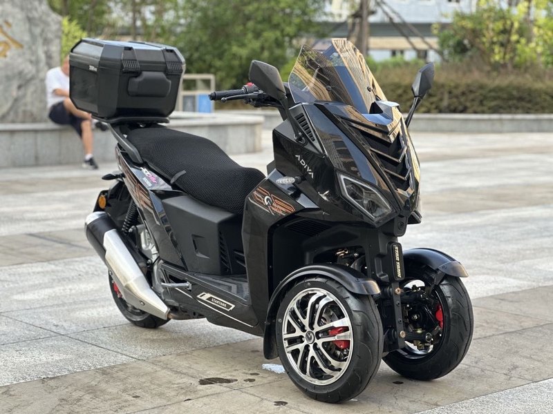 二手ADIVAAD7 150
