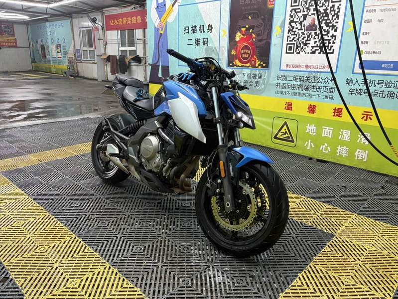 二手春风650NK