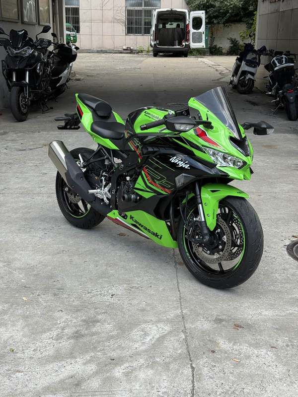 二手川崎ZX-4R