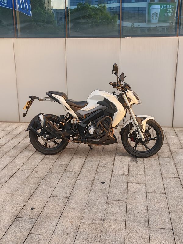 二手贝纳利小迅龙 BN150S