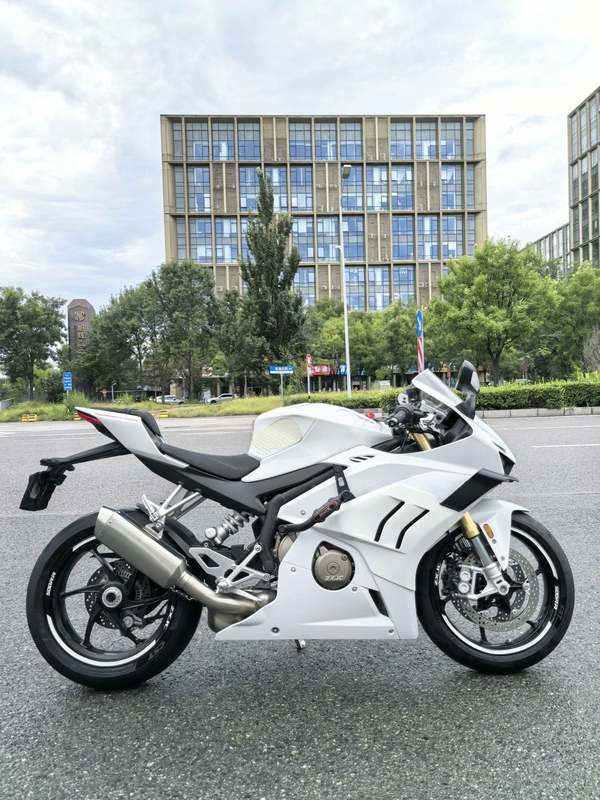 二手张雪机车500RR