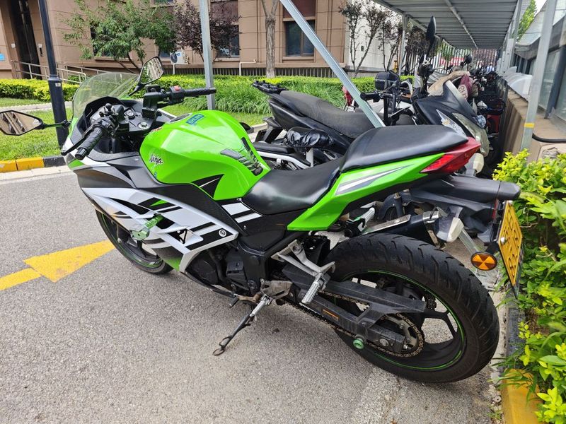 二手川崎Ninja 250