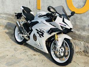 二手张雪机车500RR