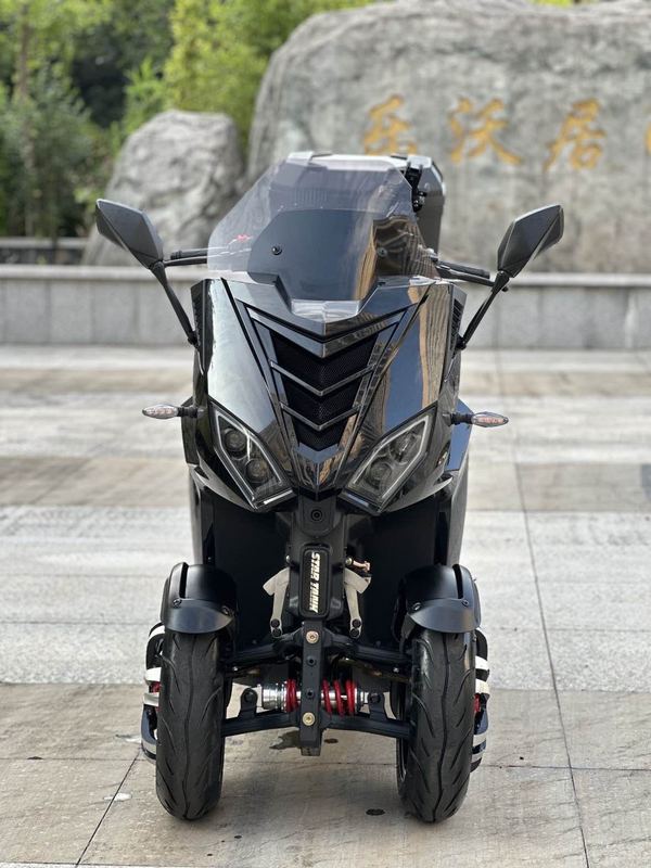 二手ADIVAAD7 150