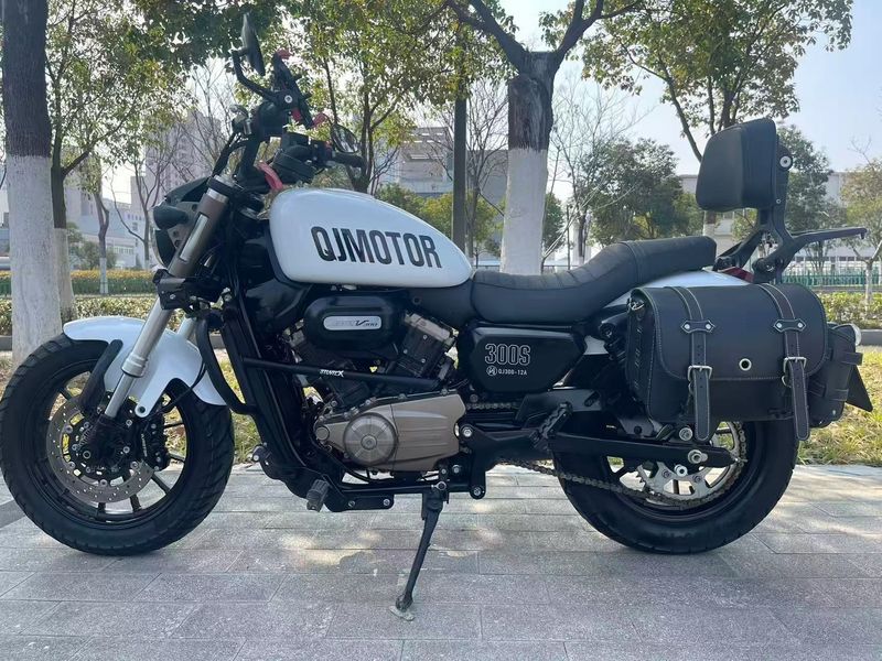 二手QJMOTOR闪300