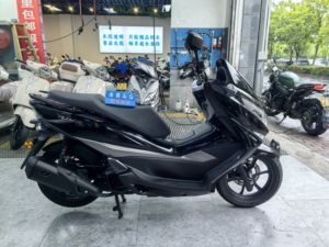 二手豪爵UHR150