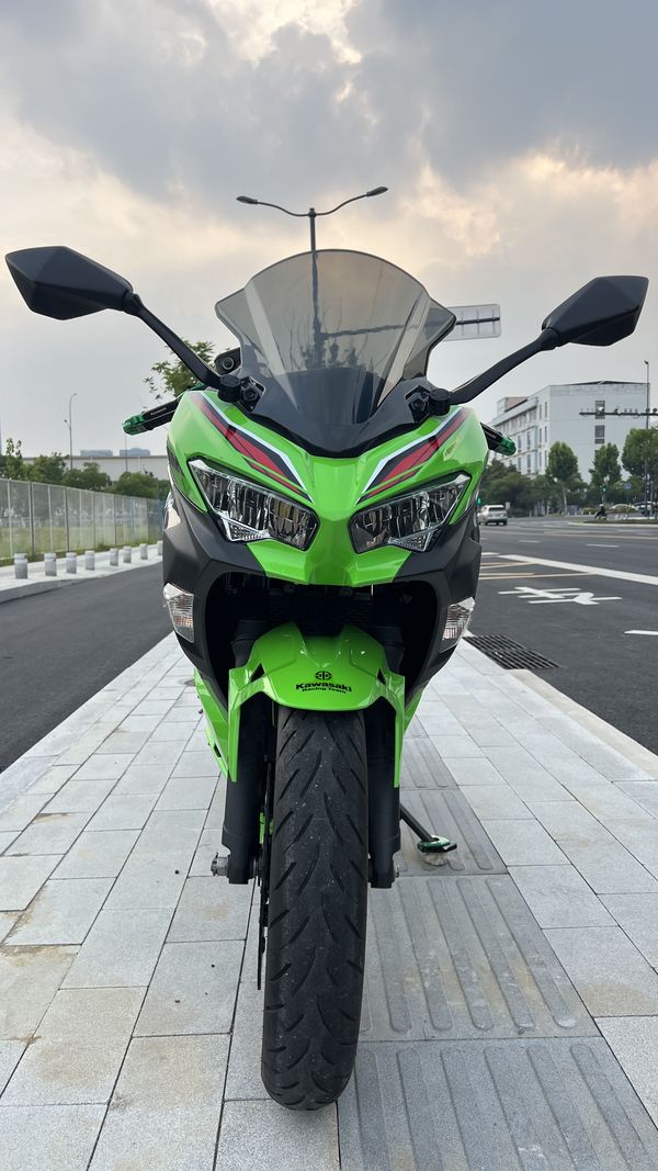 二手川崎Ninja 400
