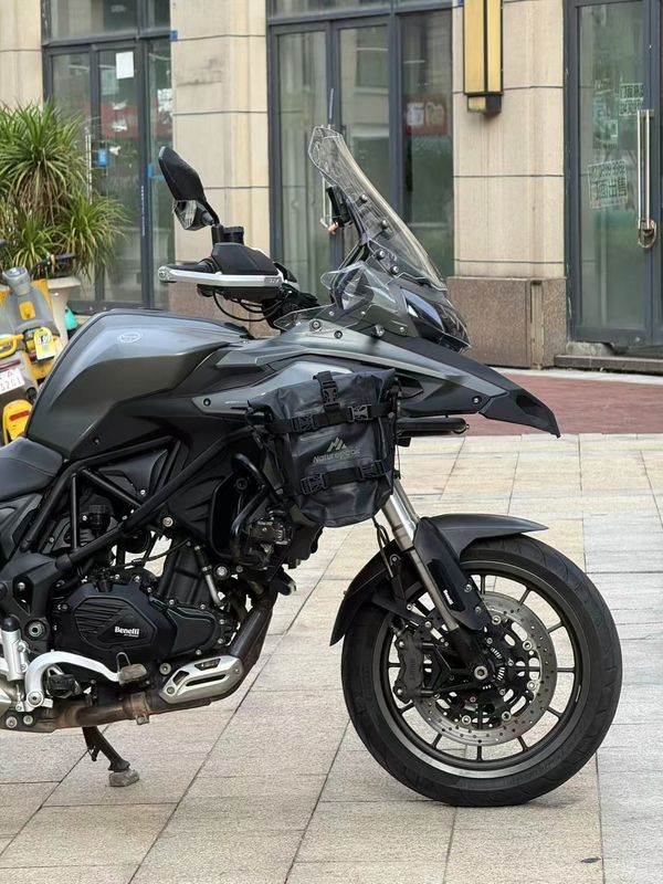 二手贝纳利金鹏 TRK502