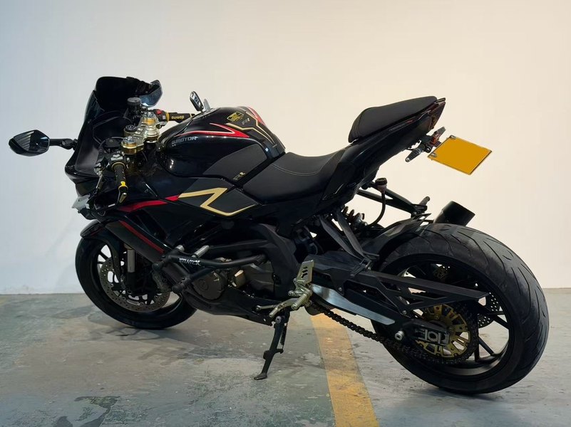 二手QJMOTOR赛600
