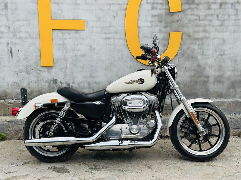 二手哈雷戴维森Iron883 硬汉