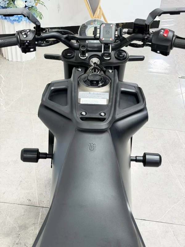 二手HUSQVARNA黑箭 401