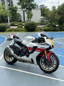 二手雅马哈YZF-R1